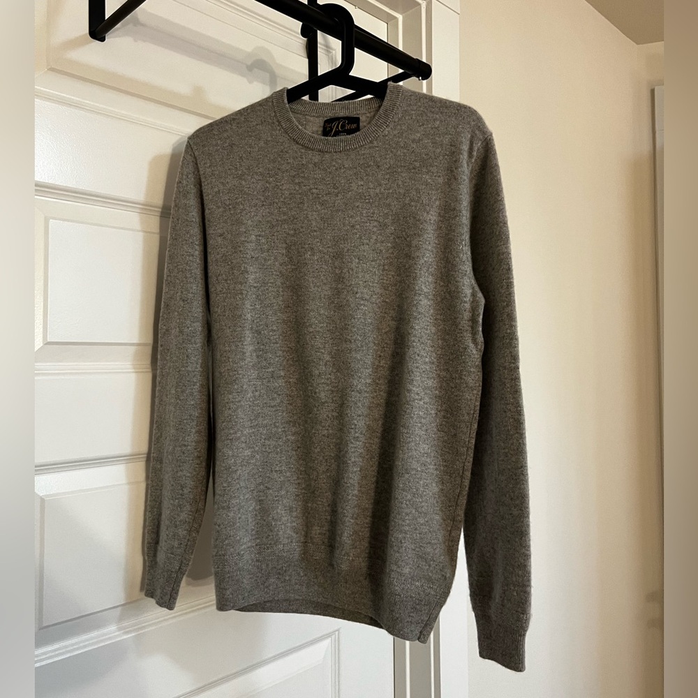 J.Crew Cashmere Crewneck Sweater Size Medium
Color: Light grey